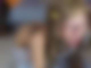 Elisse Cinnamon's Live Sex Cam Show
