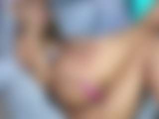 Elisse Cinnamon's Live Sex Cam Show
