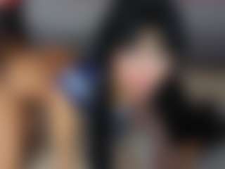 Elisse Cinnamon's Live Sex Cam Show