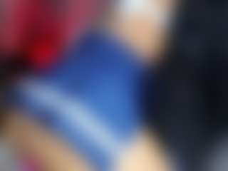 Elisse Cinnamon's Live Sex Cam Show