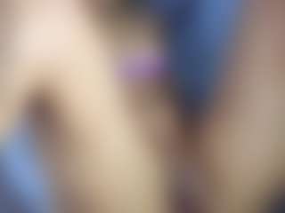 Elisse Cinnamon's Live Sex Cam Show