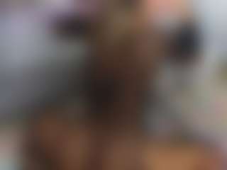 Elisse Cinnamon's Live Sex Cam Show