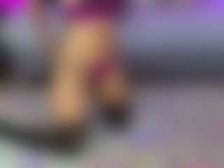 Elisse Cinnamon's Live Sex Cam Show