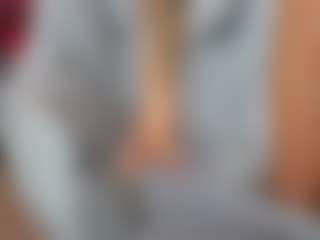 Elisse Cinnamon's Live Sex Cam Show
