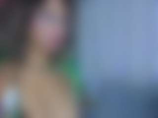 Elisse Cinnamon's Live Sex Cam Show