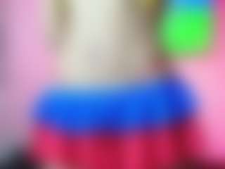 Elisse Cinnamon's Live Sex Cam Show