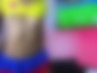 Live cam show with Elisse Cinnamon - Squirt on Camsoda