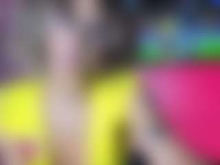 Elisse Cinnamon's Live Sex Cam Show