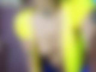 Elisse Cinnamon's Live Sex Cam Show