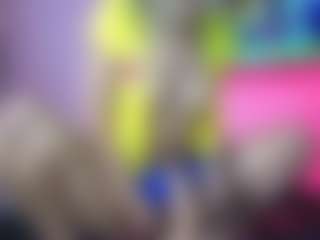Elisse Cinnamon's Live Sex Cam Show