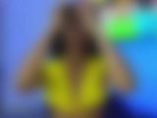 Elisse Cinnamon's Live Sex Cam Show