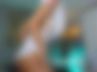 Elisse Cinnamon's Live Sex Cam Show