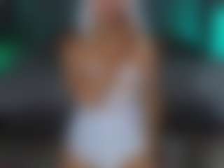 Elisse Cinnamon's Live Sex Cam Show