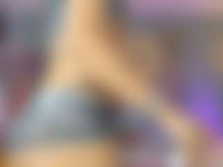Elisse Cinnamon's Live Sex Cam Show