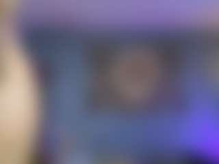 Elisse Cinnamon's Live Sex Cam Show