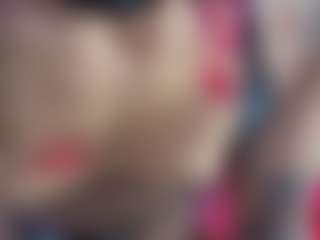Elisse Cinnamon's Live Sex Cam Show