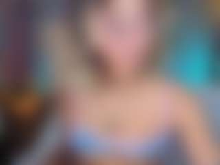 Elisse Cinnamon's Live Sex Cam Show