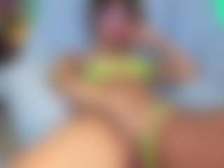 Elisse Cinnamon's Live Sex Cam Show