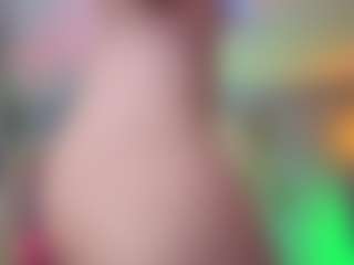 Live cam show with Elisse Cinnamon - Blonde Hair on crypto-cams