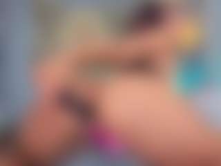 Elisse Cinnamon's Live Sex Cam Show