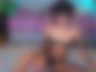 Elisse Cinnamon's Live Sex Cam Show