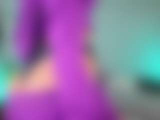 Elisse Cinnamon's Live Sex Cam Show