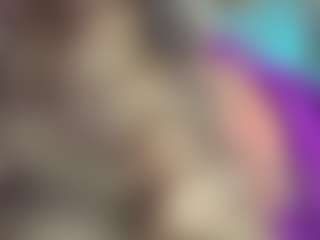 Elisse Cinnamon's Live Sex Cam Show