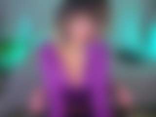 Elisse Cinnamon's Live Sex Cam Show