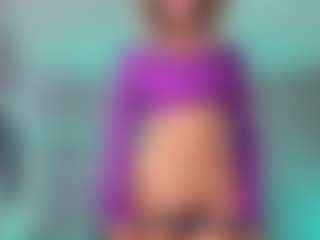 Elisse Cinnamon's Live Sex Cam Show