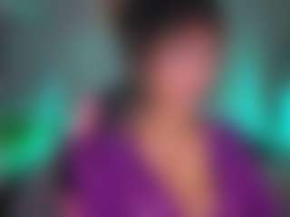 Elisse Cinnamon's Live Sex Cam Show