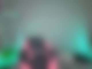 Elisse Cinnamon's Live Sex Cam Show