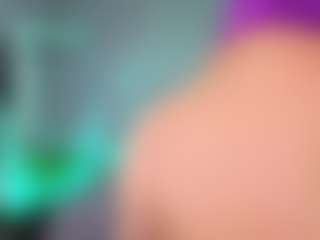 Elisse Cinnamon's Live Sex Cam Show