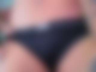 Elisse Cinnamon's Live Sex Cam Show
