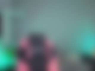 Live cam show with Elisse Cinnamon - Tokenkeno on WildCum