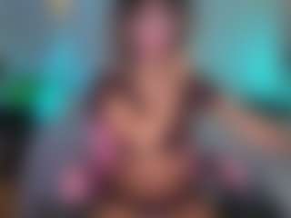 Elisse Cinnamon's Live Sex Cam Show