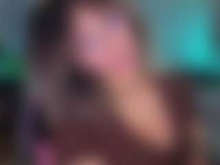 Elisse Cinnamon's Live Sex Cam Show