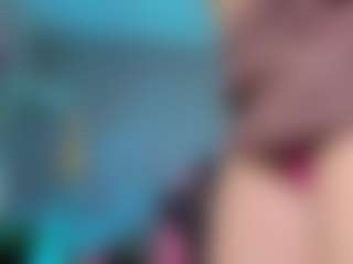 Elisse Cinnamon's Live Sex Cam Show