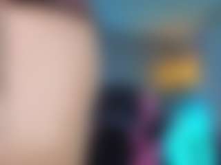 Elisse Cinnamon's Live Sex Cam Show