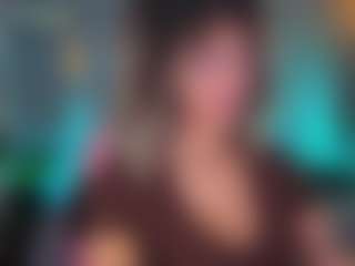 Elisse Cinnamon's Live Sex Cam Show