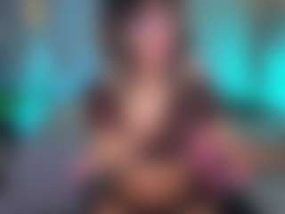 Elisse Cinnamon's Live Sex Cam Show