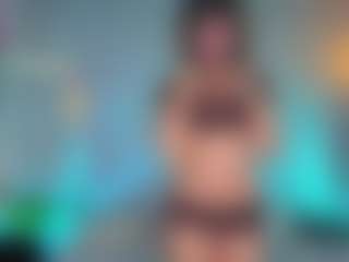 Elisse Cinnamon's Live Sex Cam Show