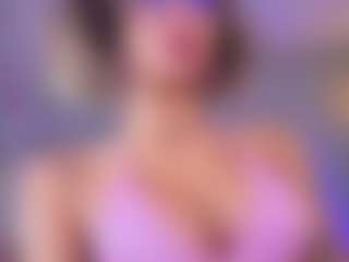 Elisse Cinnamon's Live Sex Cam Show