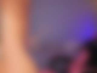 Elisse Cinnamon's Live Sex Cam Show