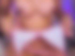 Elisse Cinnamon's Live Sex Cam Show