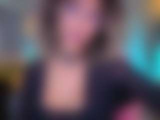 Elisse Cinnamon's Live Sex Cam Show