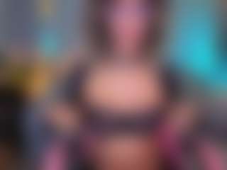 Elisse Cinnamon's Live Sex Cam Show