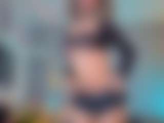 Elisse Cinnamon's Live Sex Cam Show