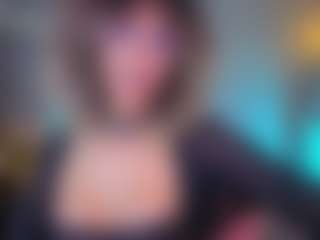 Elisse Cinnamon's Live Sex Cam Show