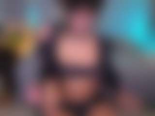Elisse Cinnamon's Live Sex Cam Show