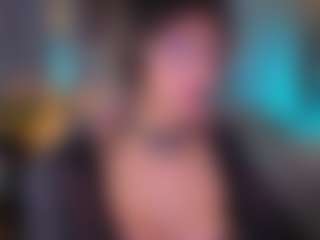Elisse Cinnamon's Live Sex Cam Show
